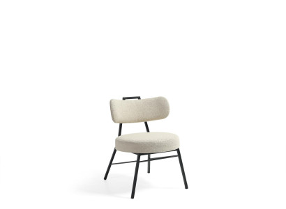 Luxurious design chair from Wood with soft upholstery for Dining room